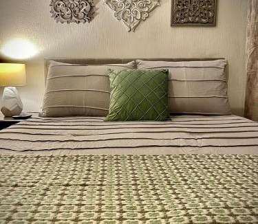 Zona 13 Bed & Breakfast | Casa 96