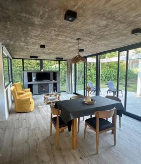 Bosque Peralta Ramos House | Casa A Estrenar Para 2 Personas - Diseño Moderno - Bosque Peralta Ramos - Mar Del Plata