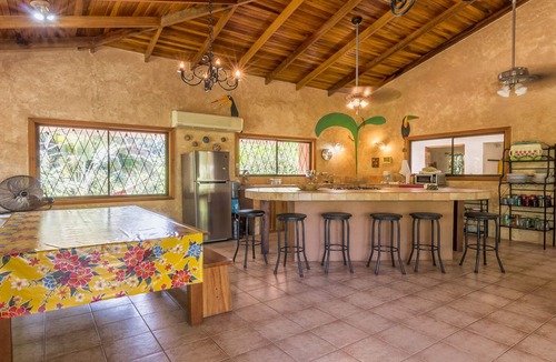Esterillos House | Casa Abuela - Spectacular Pool house with Rainforest View