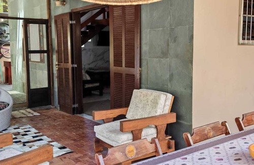 Governador Celso Ramos House | Casa aconchegante a 150m da Praia Grande no litoral catarinense.