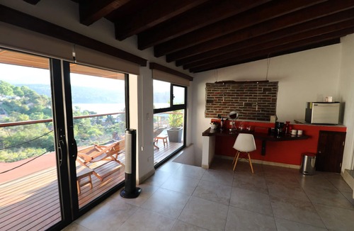 Valle de Bravo House | Casa Acento