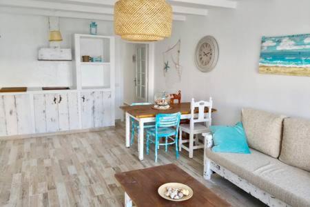 Caleta de Famara Apartment | Casa Ada 2