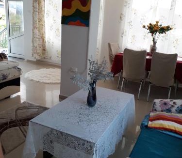 Calimanesti Apartment | Casa Ade