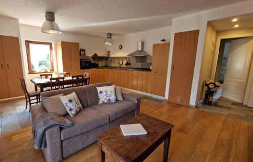 Cremeno Apartment | Casa Adelaide