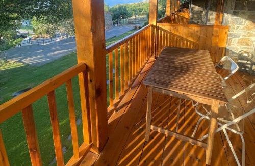 Guils de Cerdanya Apartment | Casa adosada de estilo rústico en Guils
