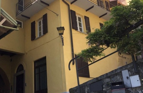 Cannero Riviera House | Casa al Vecchio Porto overlooking the ancient port