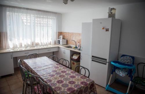 Sandulesti House | Casa Albă
