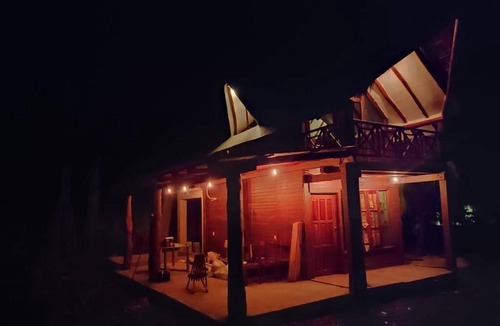 Buenavista Ski Chalet | Casa Alegra, Chalet de Madera y Jacuzzi