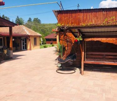 Hateg House | Casa Alexia