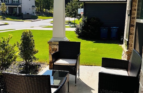 Dacula House | Casa Aluna, World Cup FIFA Retreat Sleeps 10