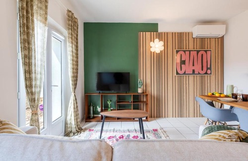 La Garde Apartment | Casa Amore - Bas de Villa avec Terrasse proche des Plages