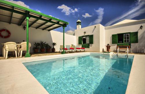 La Asomada Villa | Casa Andrea