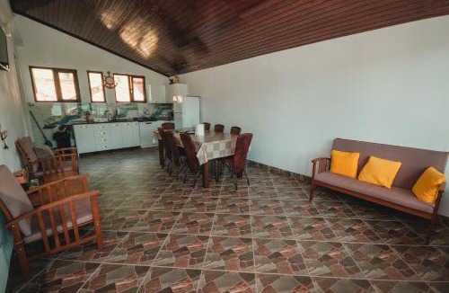 Eselnita House | Casa Andrei