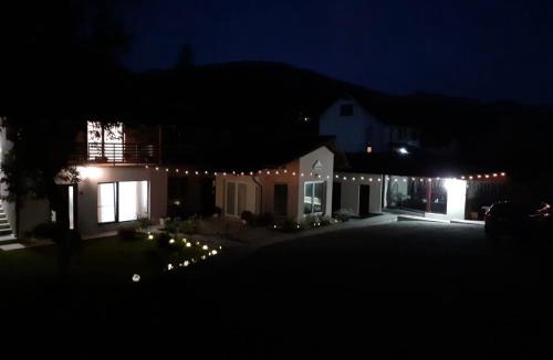 Borsa House | Casa Anna