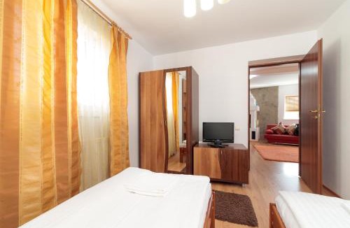 Calimanesti House | Casa ARBO