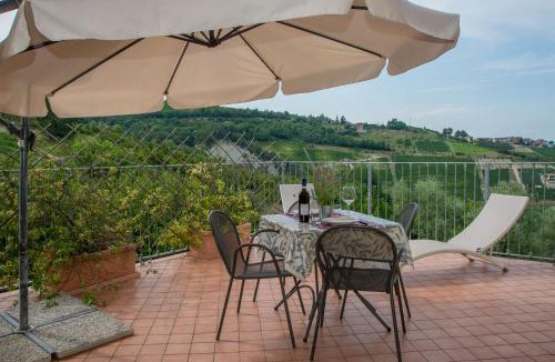 Diano d'Alba House | Casa Arcobaleno Holiday home apartments