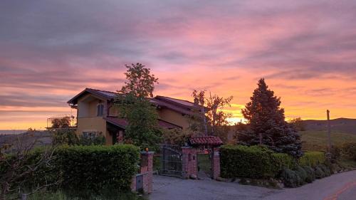 Diano d'Alba House | Casa Arcobaleno Holiday home apartments