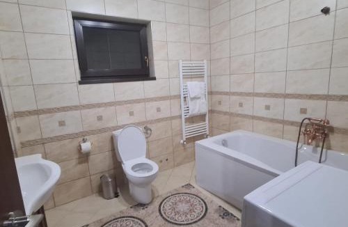 Tarcau Villa | Casa Ardeluta