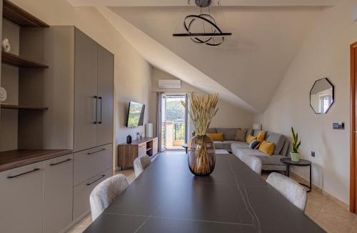 Razata Apartment | Casa Aurora