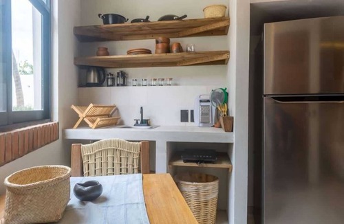 Jimenez Apartment | Casa Aymara 301: Modern Apartment and nearby Beach