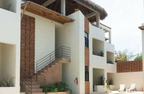 Jimenez Apartment | Casa Aymara 301: Modern Apartment and nearby Beach