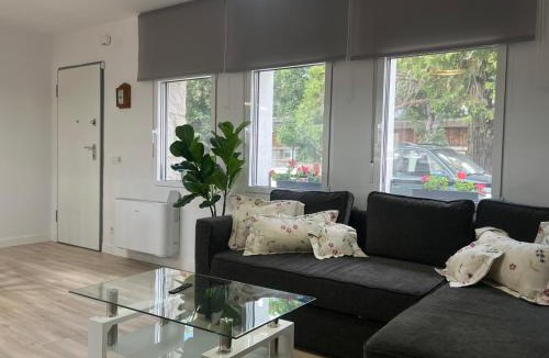 La Pradera de Navalhorno House | Casa Barrionuevo 2