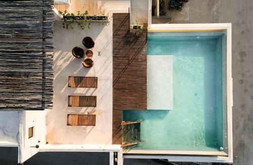 La Veleta House | Casa Baay - Private 17 Bedroom House, 34 Pax, Rooftop and Pool + Concierge