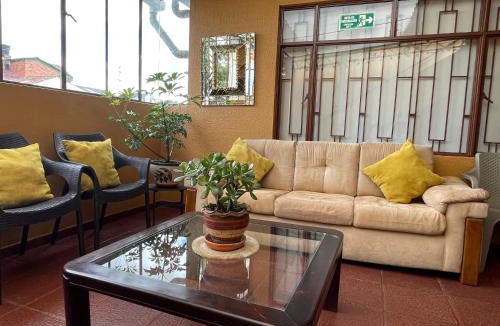 Chia Hotel | Casa Bachué B&B