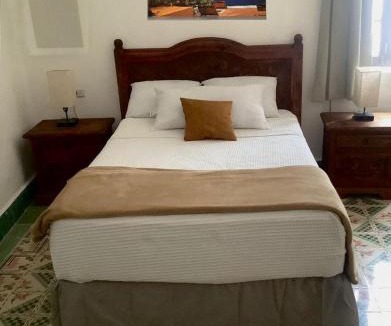 Barrio de Santiago House | Casa Bahareque Merida