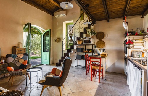 Sant'Agata Li Battiati Villa | Casa Balatella con piscina by Wonderful Italy