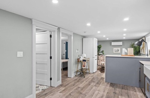 Whittier Heights House | Casa Ballard -Mid-Century Modern Guesthouse