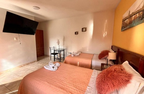 San Francisco de Asis Hotel | Casa Baraquel