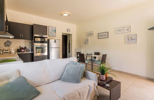Stalos Apartment | Casa Barbara