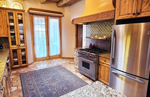 Arroyo Seco House | Casa Bella Compound- private yard- stream gourmet kitchen high speed internet