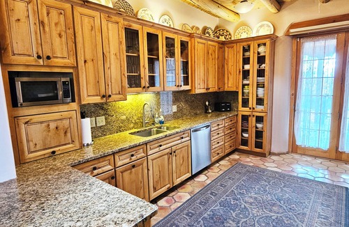 Arroyo Seco House | Casa Bella Compound- private yard- stream gourmet kitchen high speed internet
