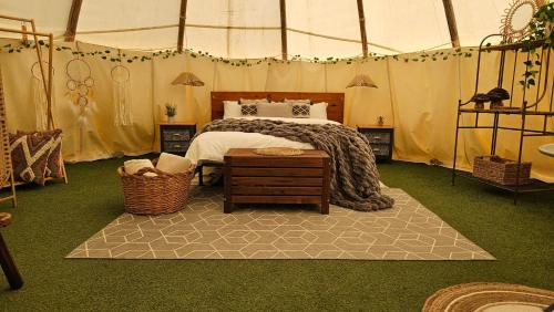 Zujar Other | Casa Bella Teepees