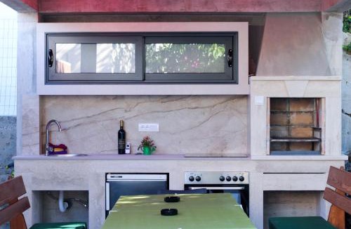 Kamenari House | Casa Bellora