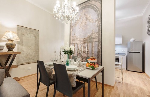 Lucca Historical Center Apartment | CASA BETTA Your Modern Sanctuary in Historic Lucca