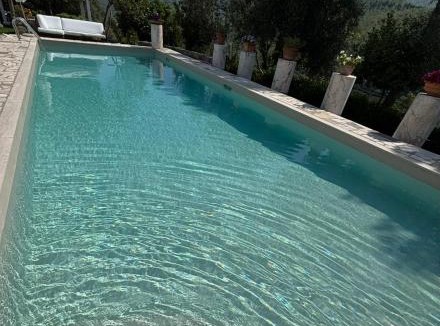 Vaiano House | Casa Bianca