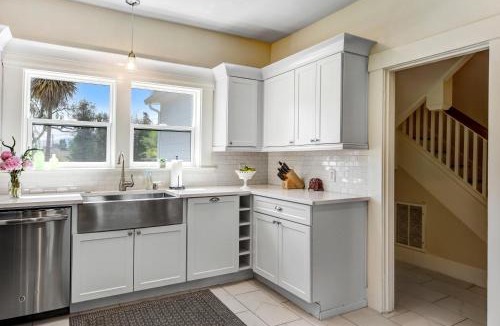 Browns Valley House | Casa Blanca