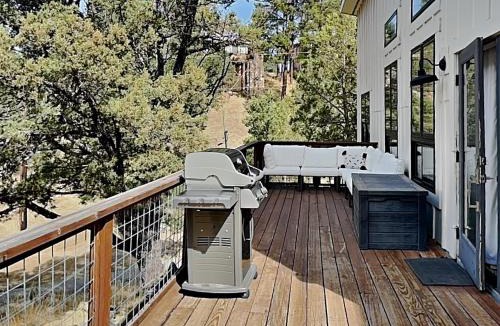 Ruidoso House | Casa Blanca