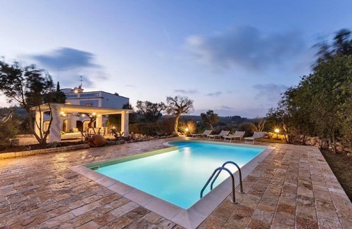 Ostuni House | Casa Blu, ancient villa with private pool and spa