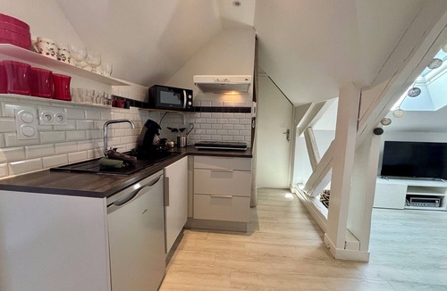 Brive-la-Gaillarde Apartment | Casa Blum #4 - Studio climatisé, à 2 pas de la gare