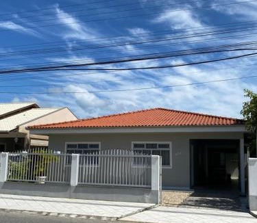 Zimbros House | Casa Bombinhas