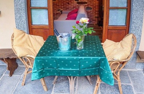 Cannobio Apartment | Casa Borgo by Lago Reisen