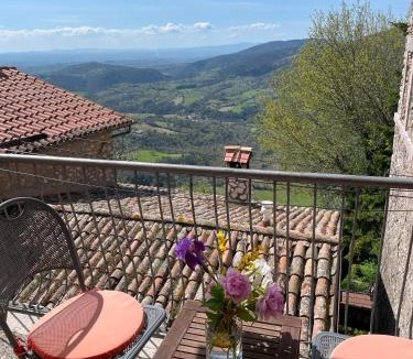 Montasola Apartment | Casa Borgo