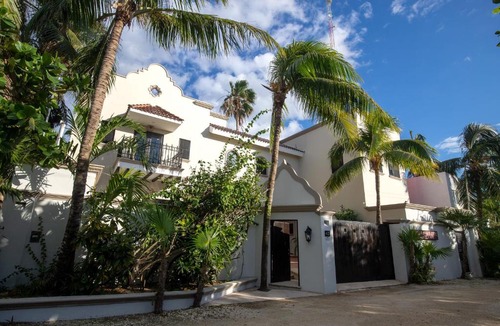 Soliman Bay Villa | Casa Buena Suerte