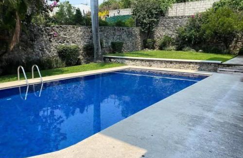 Tres de Mayo House | Casa Bugambilia