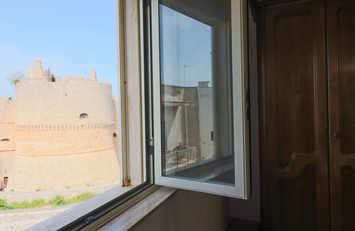 Otranto Historic Centre House | Casa Calipso in Otranto: Holiday Apartment with Balcony, Wi-Fi & Air Conditioning