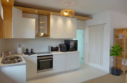 Halepa House | 'Casa Casa' Waterfront-Jacuzzi-Up to 7 pax